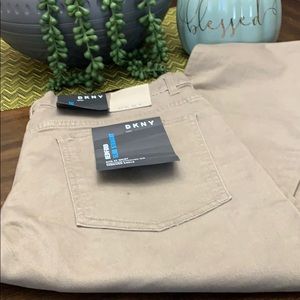 BedFord Slim Straight